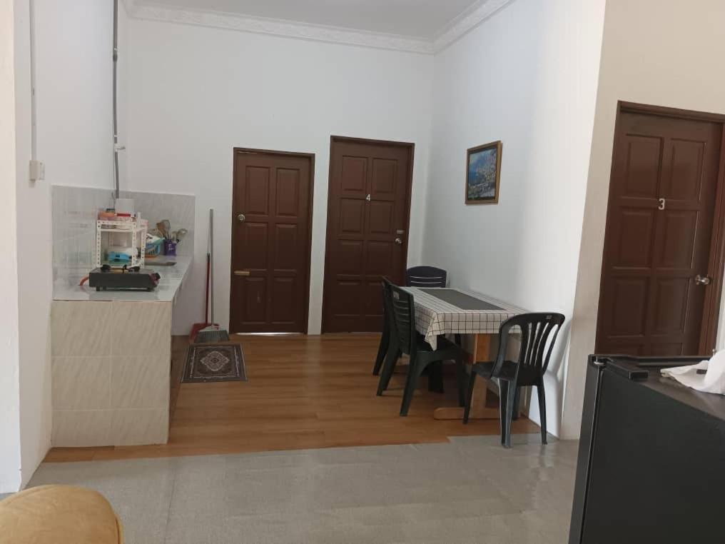 Kampong Nail Homestay Lembah Tambunan מראה חיצוני תמונה